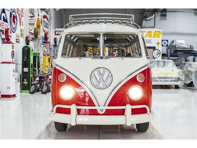 Volkswagen-Microbus-Type-2-VW-Bus-1974-Camper-Van-31