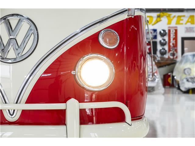 Volkswagen-Microbus-Type-2-VW-Bus-1974-Camper-Van-32