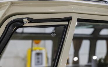 Volkswagen-Microbus-Type-2-VW-Bus-1974-Camper-Van-37