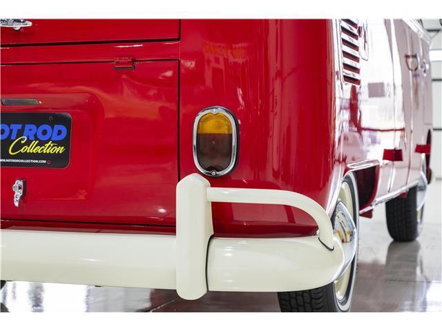 Volkswagen-Microbus-Type-2-VW-Bus-1974-Camper-Van-9