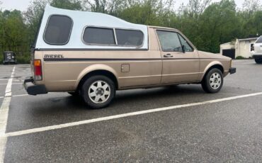 Volkswagen-Rabbit-1981-9