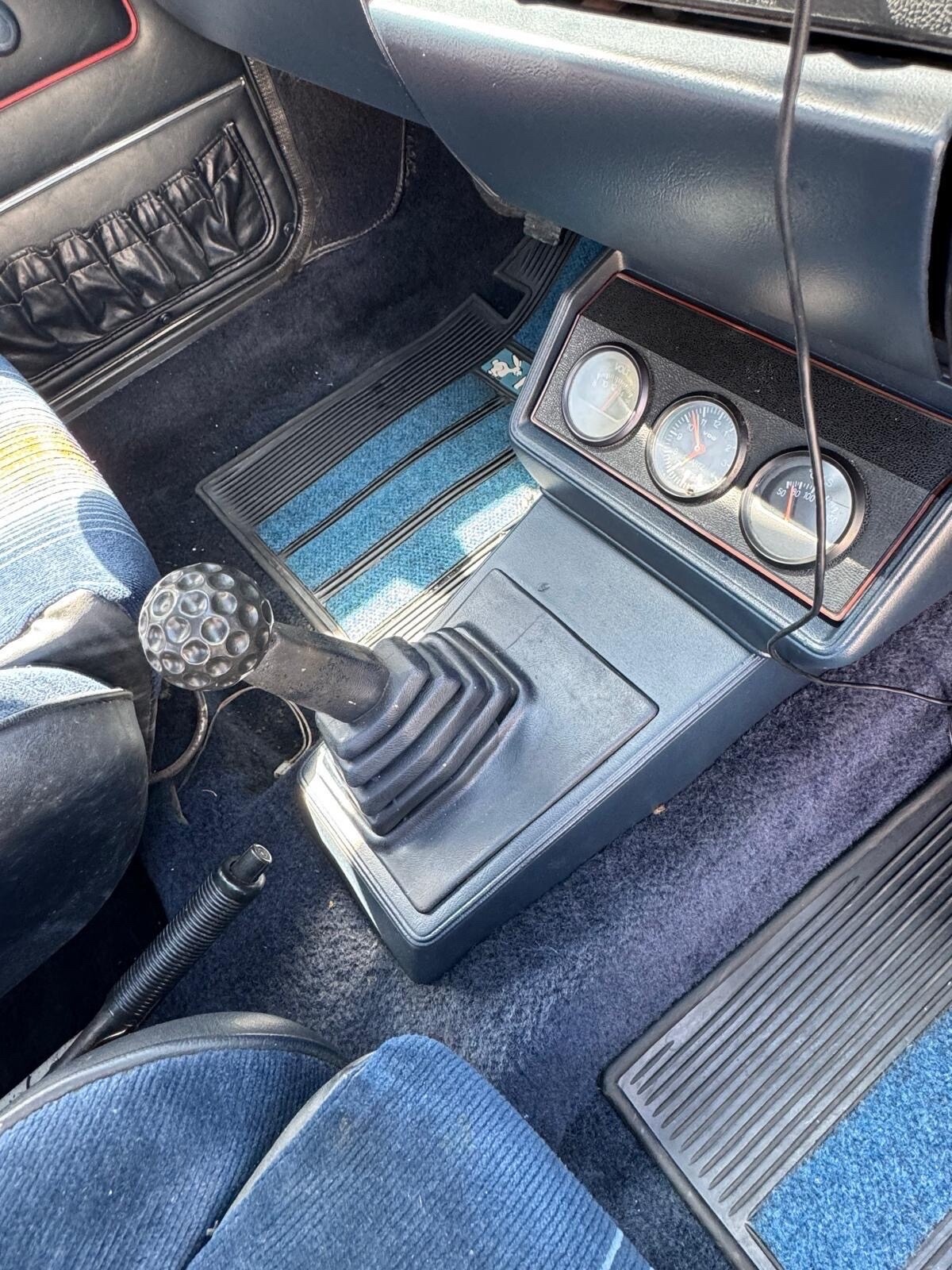 Volkswagen-Rabbit-1984-18