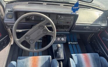 Volkswagen-Rabbit-1984-23