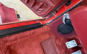 Volkswagen-Rabbit-1984-Hatchback-11