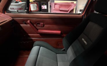 Volkswagen-Rabbit-1984-Hatchback-16