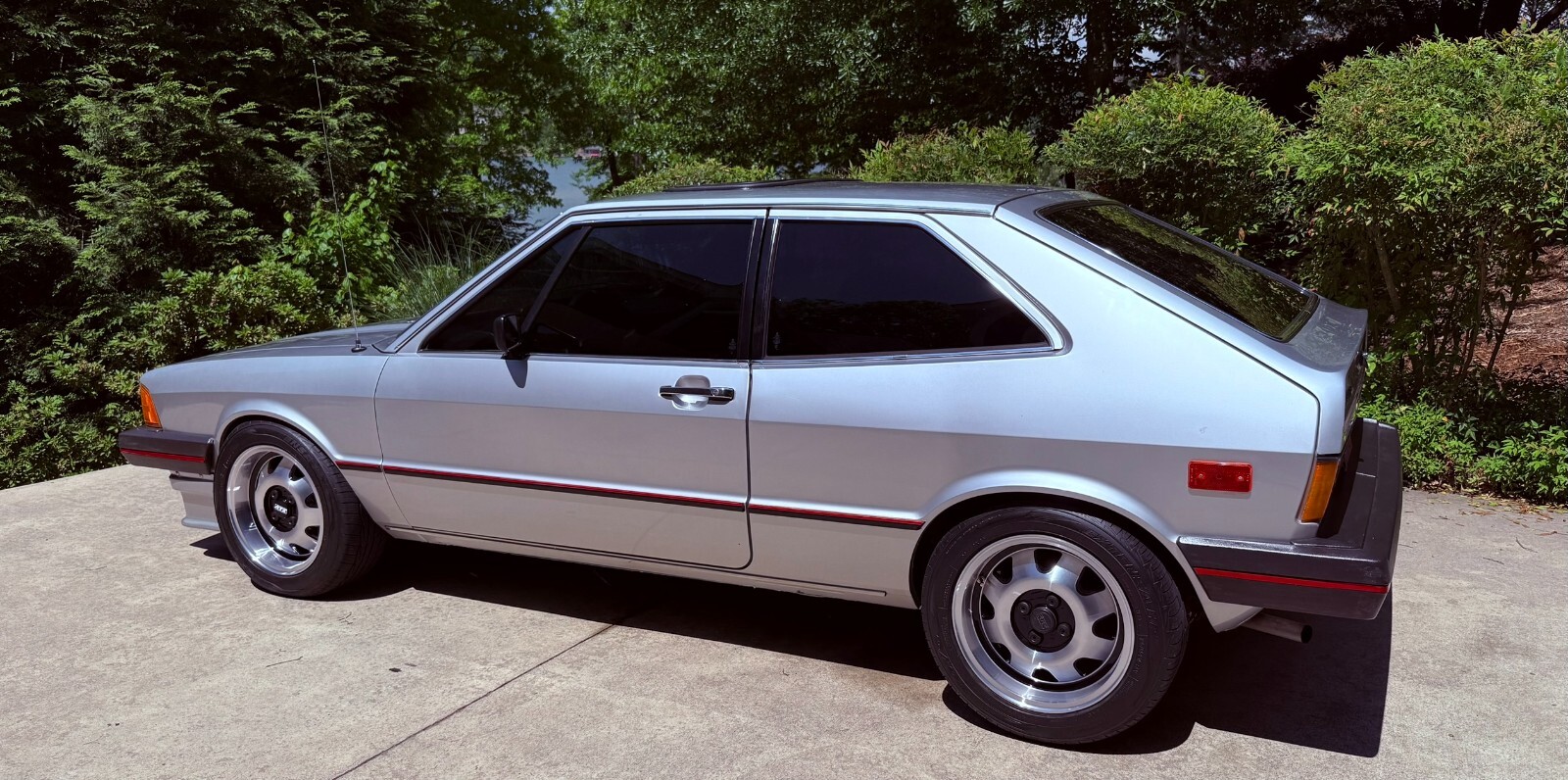 Volkswagen-Scirocco-1978-Coupe-10
