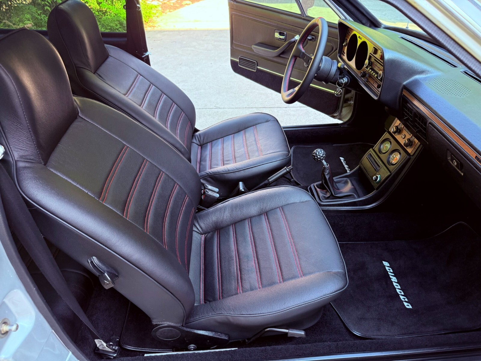 Volkswagen-Scirocco-1978-Coupe-15