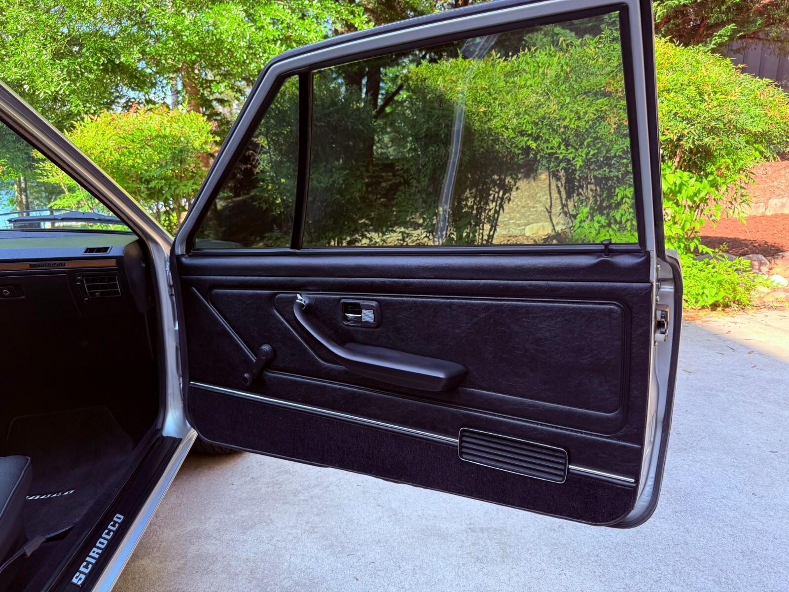Volkswagen-Scirocco-1978-Coupe-17