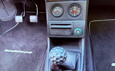 Volkswagen-Scirocco-1978-Coupe-24