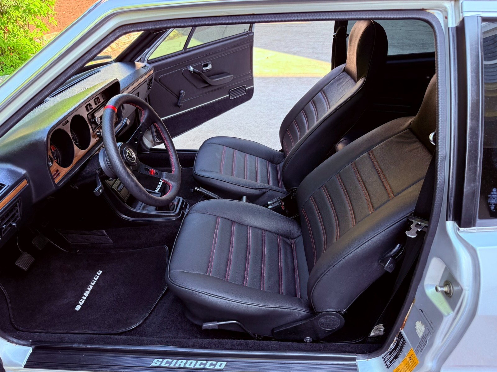 Volkswagen-Scirocco-1978-Coupe-27