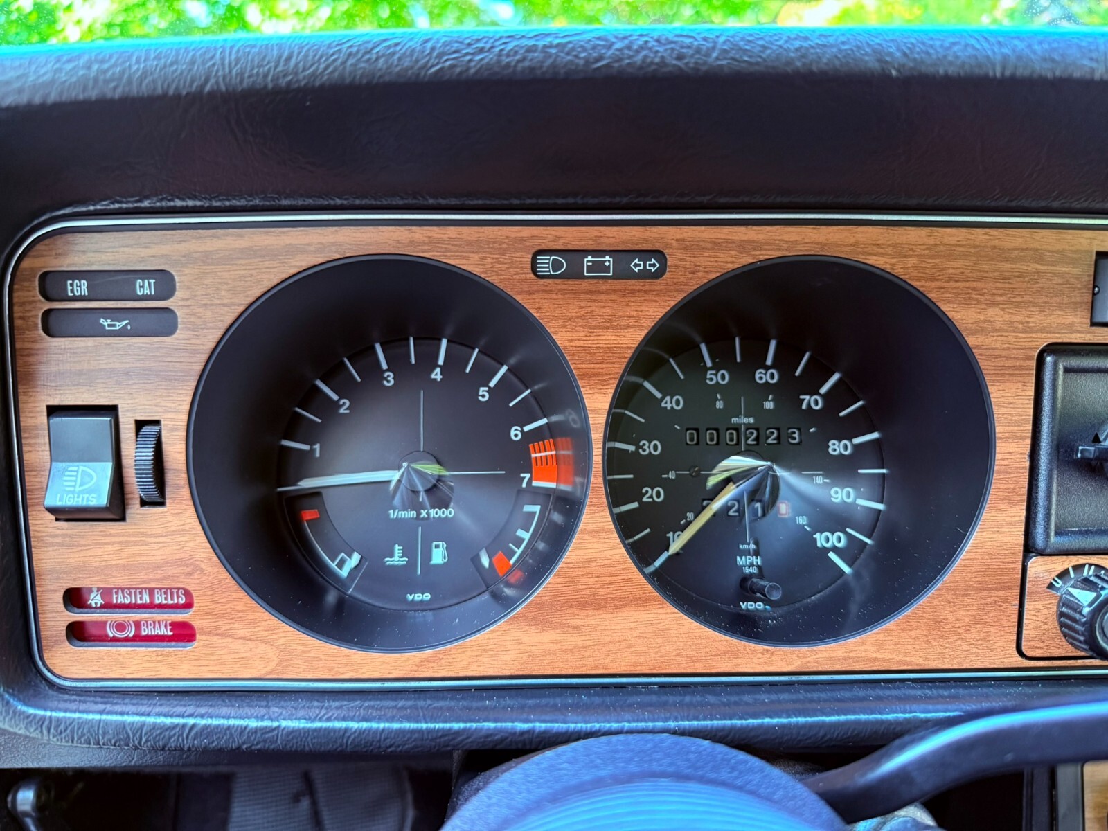 Volkswagen-Scirocco-1978-Coupe-30