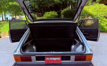 Volkswagen-Scirocco-1978-Coupe-31