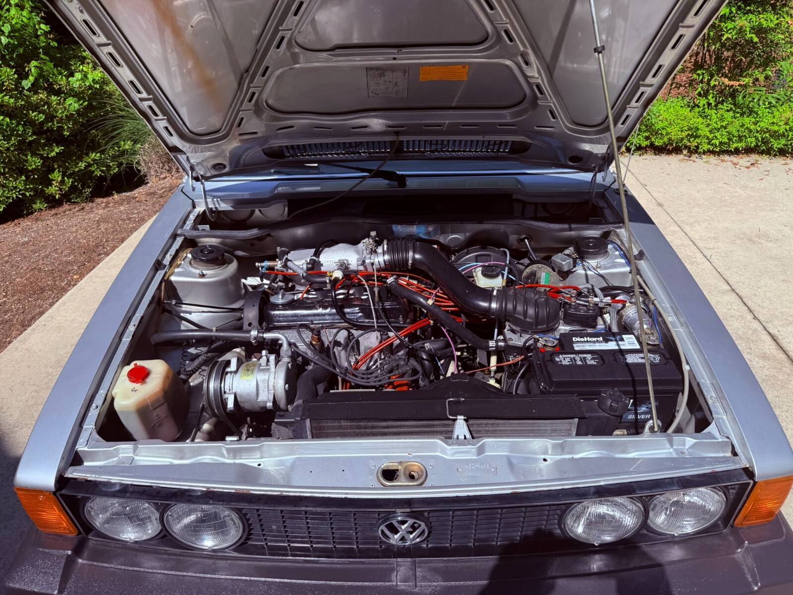 Volkswagen-Scirocco-1978-Coupe-37