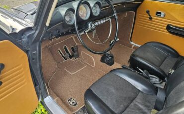 Volkswagen-Squareback-1968-grey-1