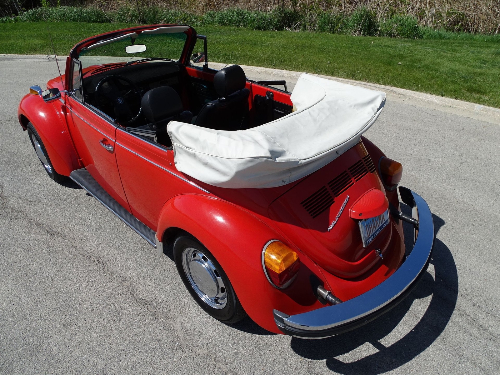 Volkswagen-Super-Beetle-1979-Convertible-20