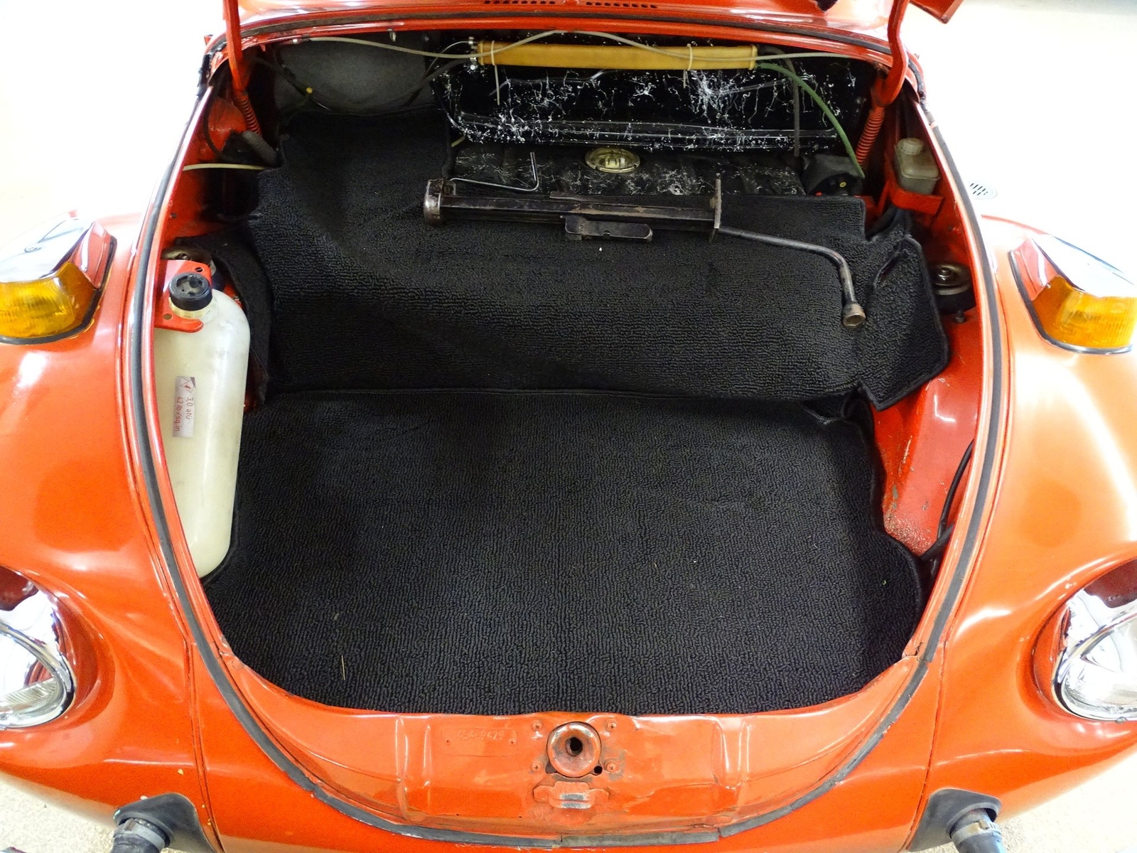Volkswagen-Super-Beetle-1979-Convertible-6