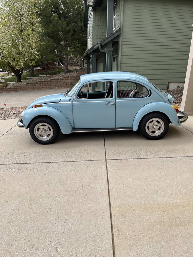 Volkswagen-Super-beetle-1973-blue-2