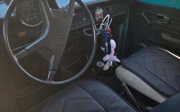 Volkswagen-Super-beetle-1974-custom-2