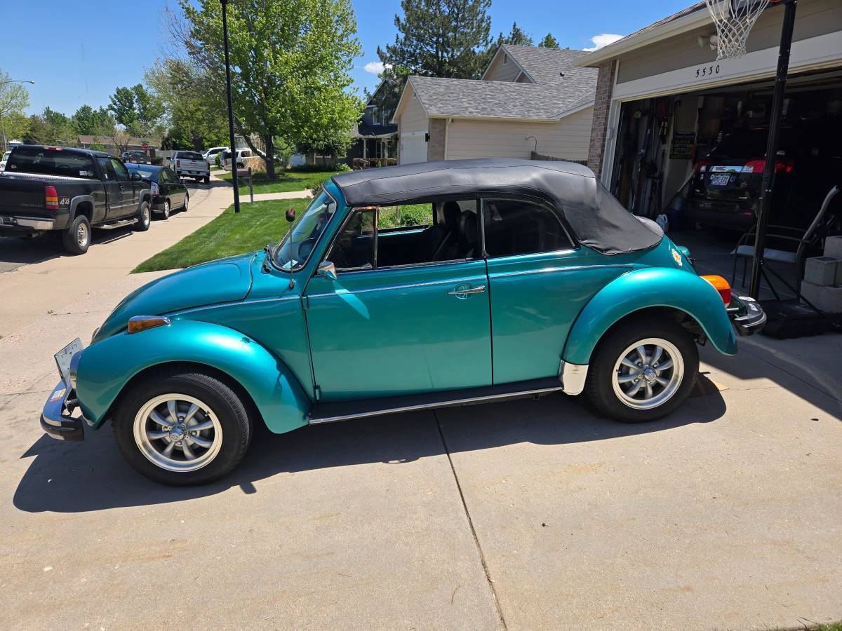 Volkswagen-Super-beetle-1974-custom-3