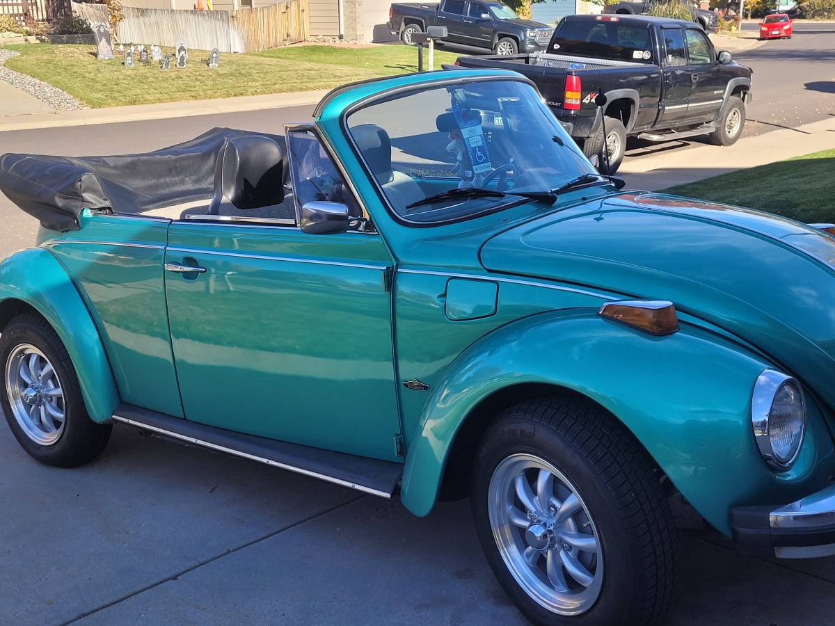 Volkswagen-Super-beetle-1974-custom-8
