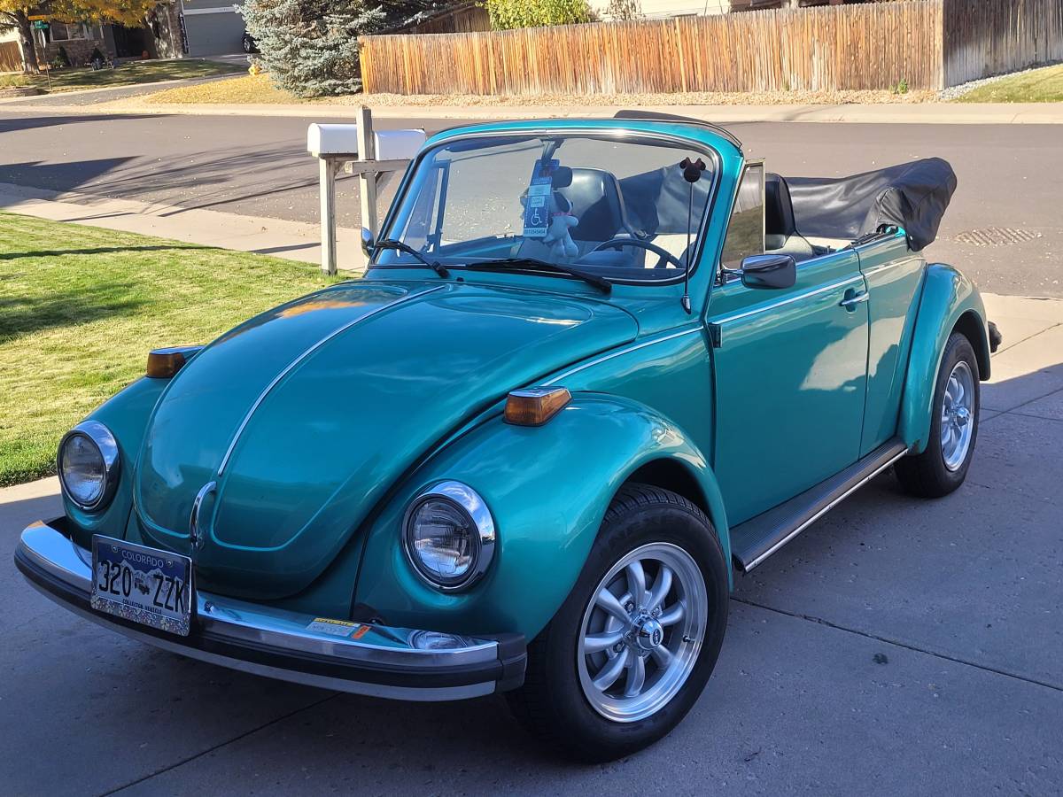 Volkswagen-Super-beetle-1974-custom-9