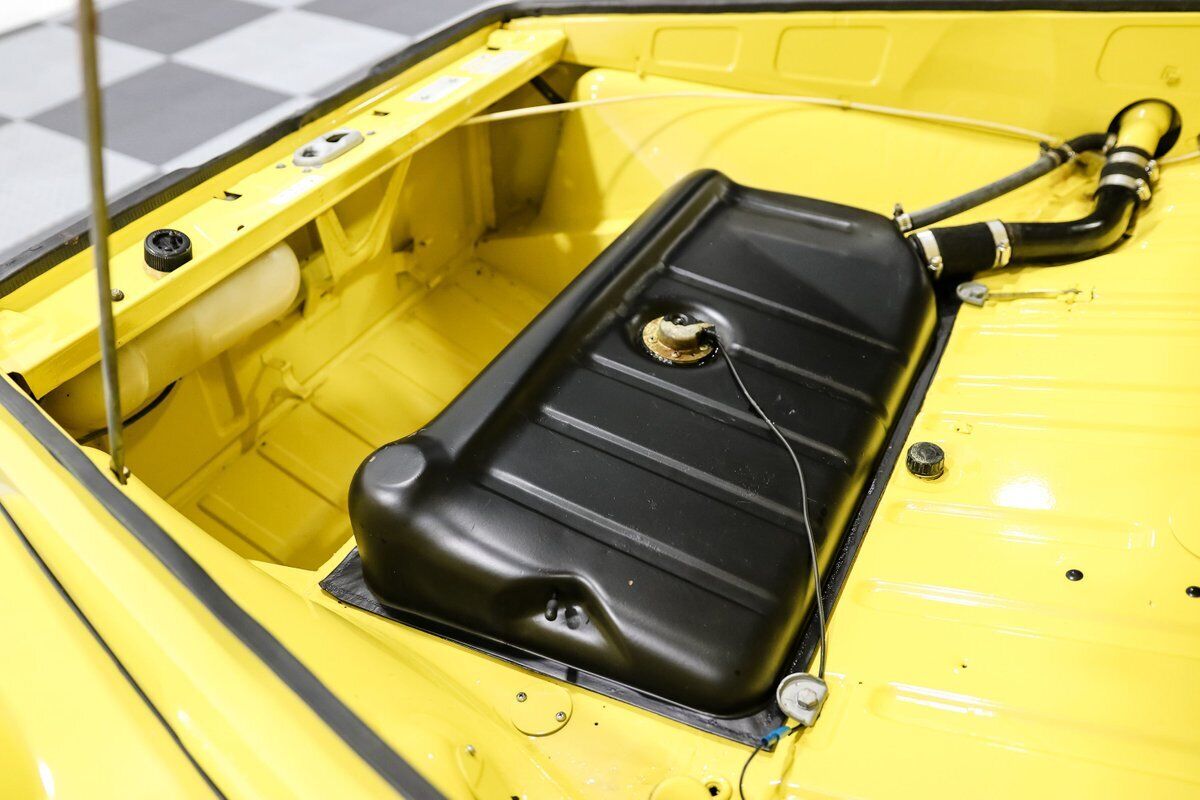 Volkswagen-Thing-1973-Convertible-28