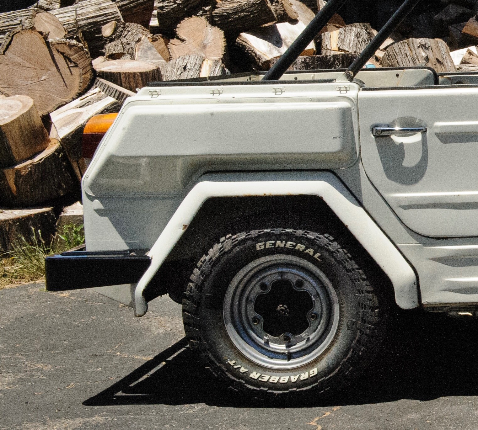 Volkswagen-Thing-1974-Convertible-18