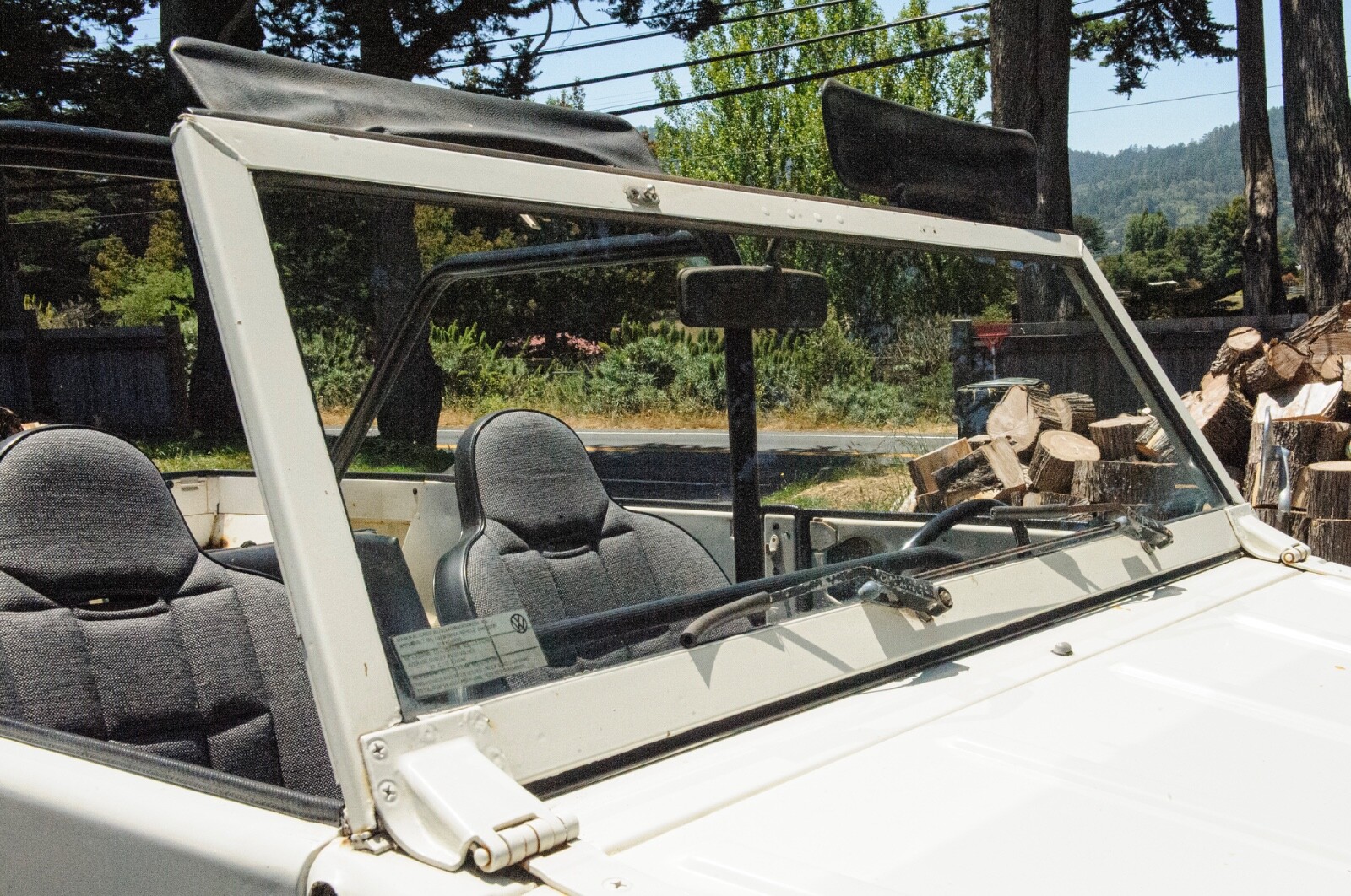 Volkswagen-Thing-1974-Convertible-39