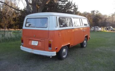 Volkswagen-Transport-1973-2