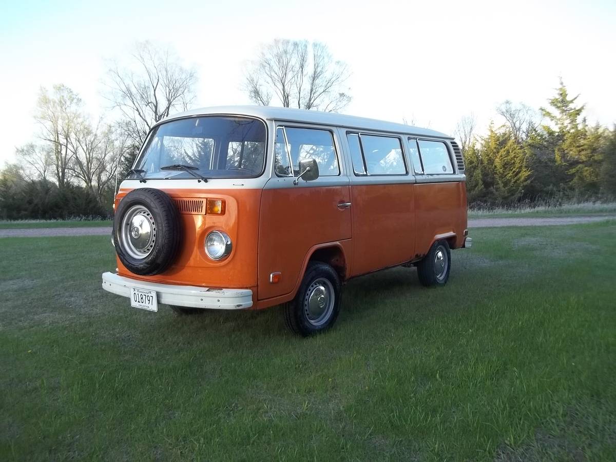 Volkswagen-Transport-1973