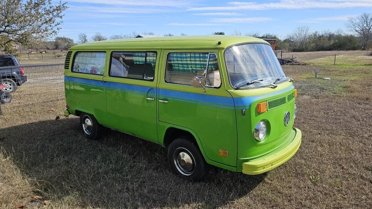 Volkswagen-Transporter-1973-1