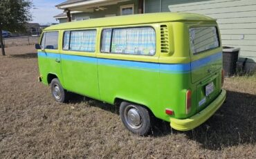 Volkswagen-Transporter-1973-3