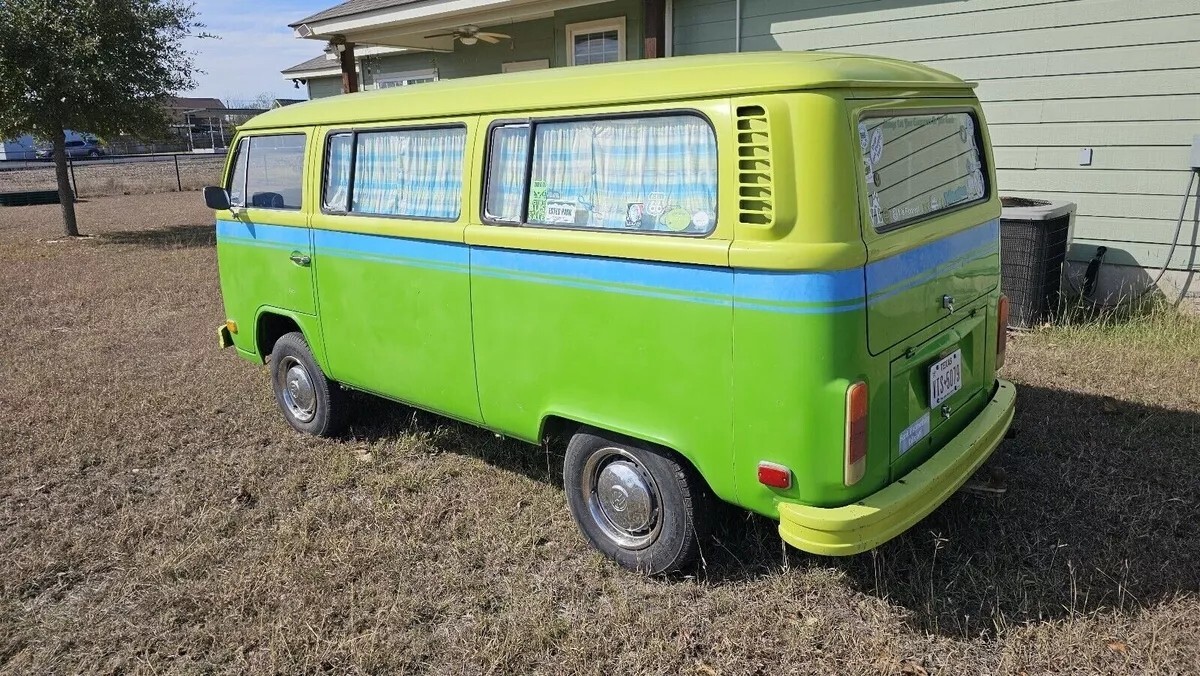 Volkswagen-Transporter-1973-3
