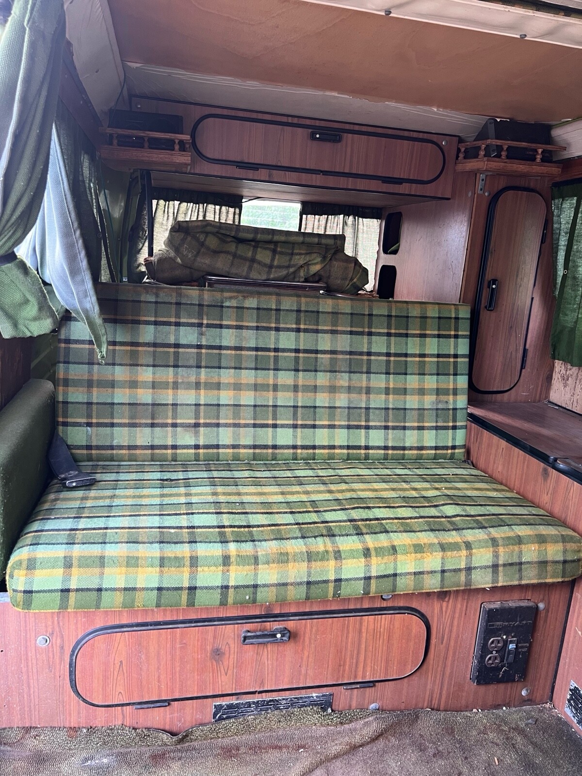 Volkswagen-Transporter-1978-29