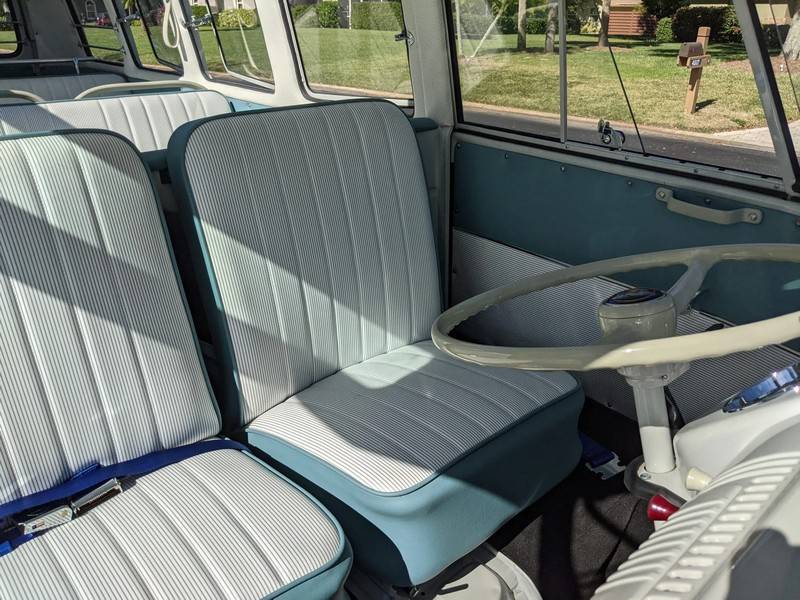 Volkswagen-Type-2-1966-blue-12