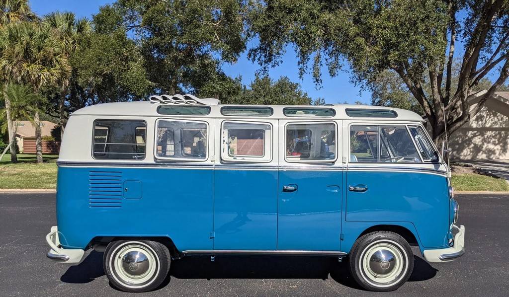 Volkswagen-Type-2-1966-blue-14