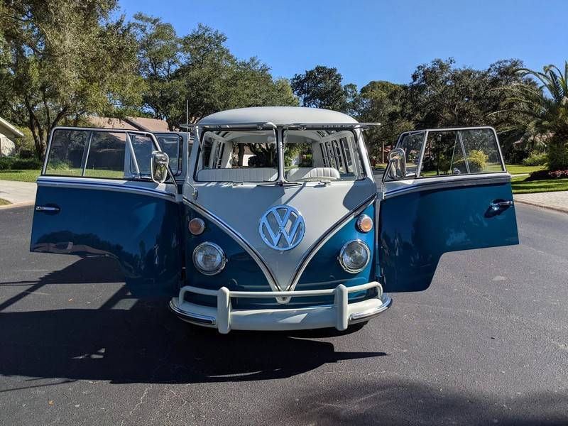 Volkswagen-Type-2-1966-blue-16