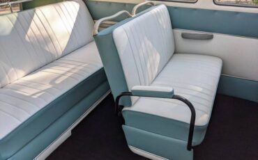 Volkswagen-Type-2-1966-blue-9