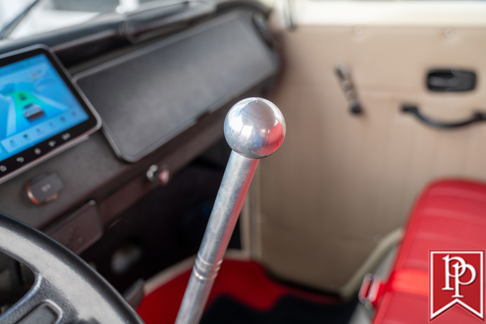 Volkswagen-Type-2-Kombi-1992-Van-21
