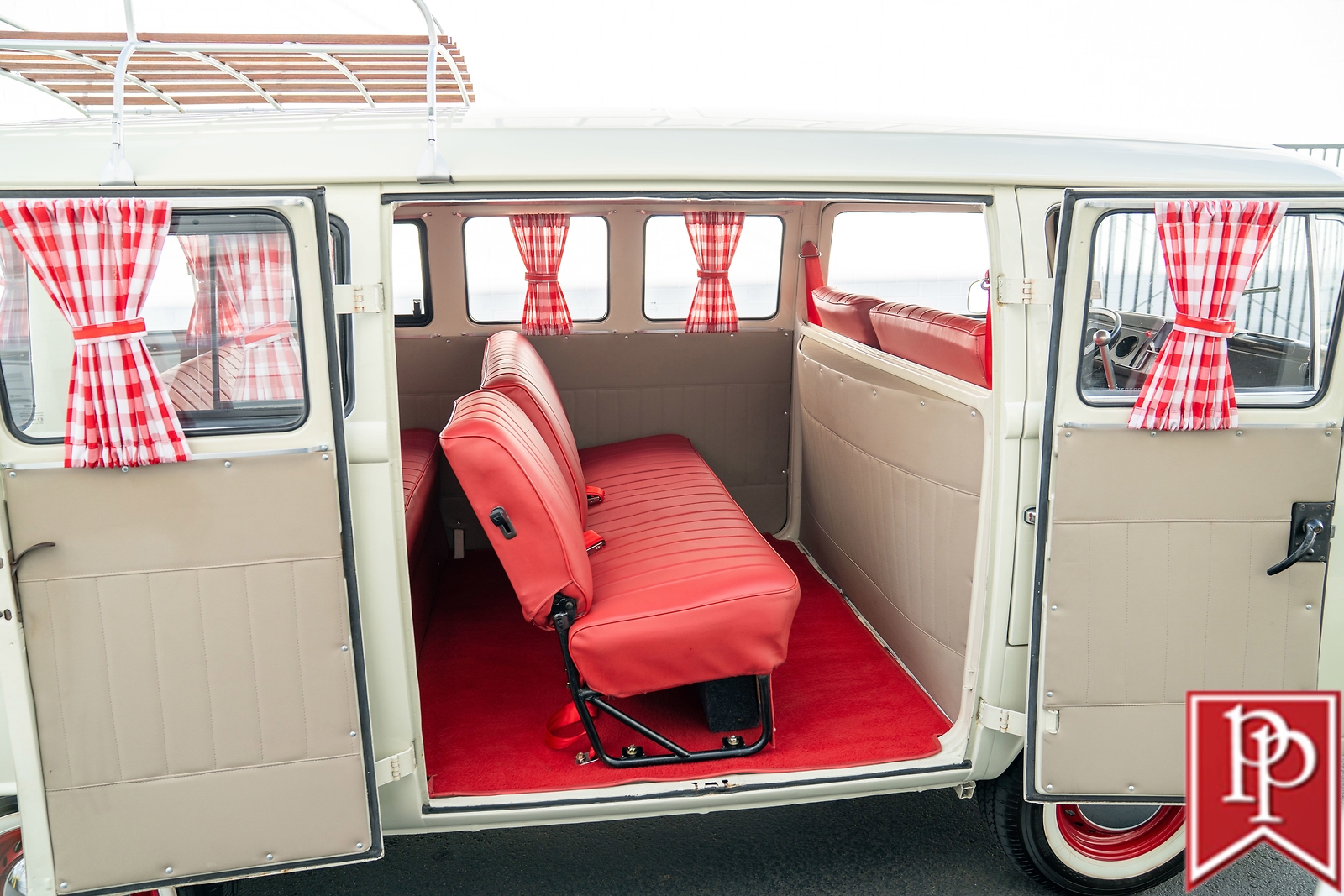 Volkswagen-Type-2-Kombi-1992-Van-28