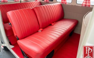 Volkswagen-Type-2-Kombi-1992-Van-29