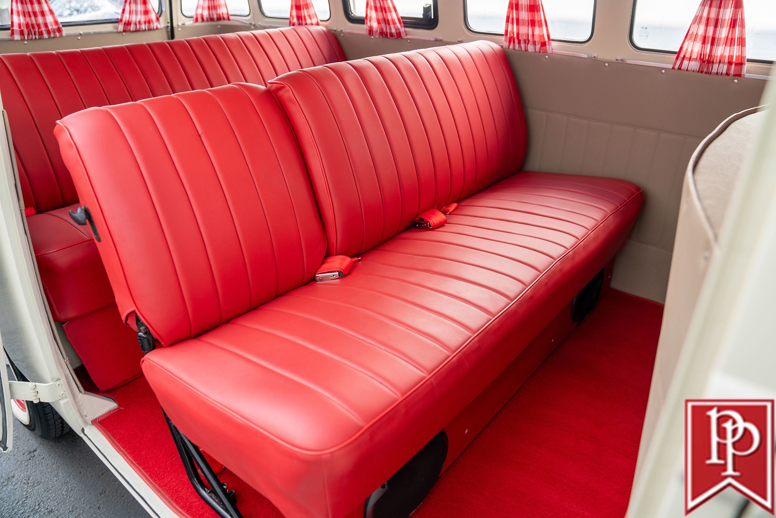 Volkswagen-Type-2-Kombi-1992-Van-29