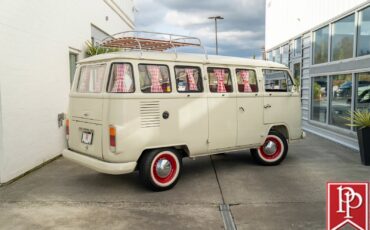 Volkswagen-Type-2-Kombi-1992-Van-7