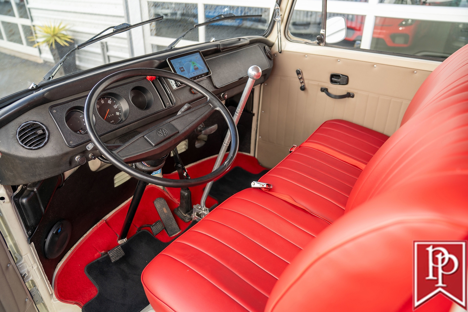 Volkswagen-Type-2-Kombi-1992-Van-8