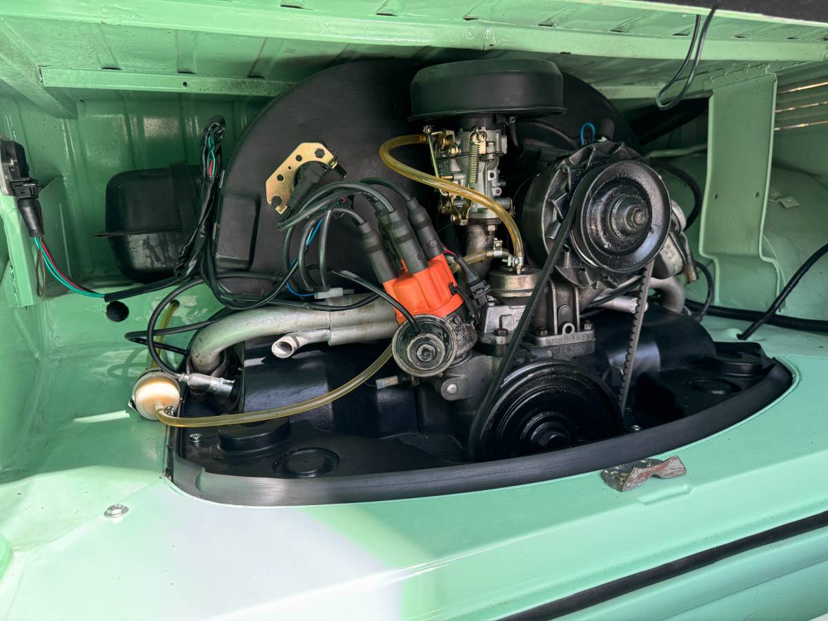 Volkswagen-Type-ii-1968-green-14