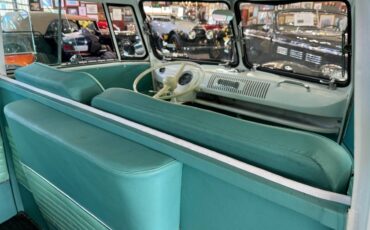 Volkswagen-Type-ii-1968-green-16