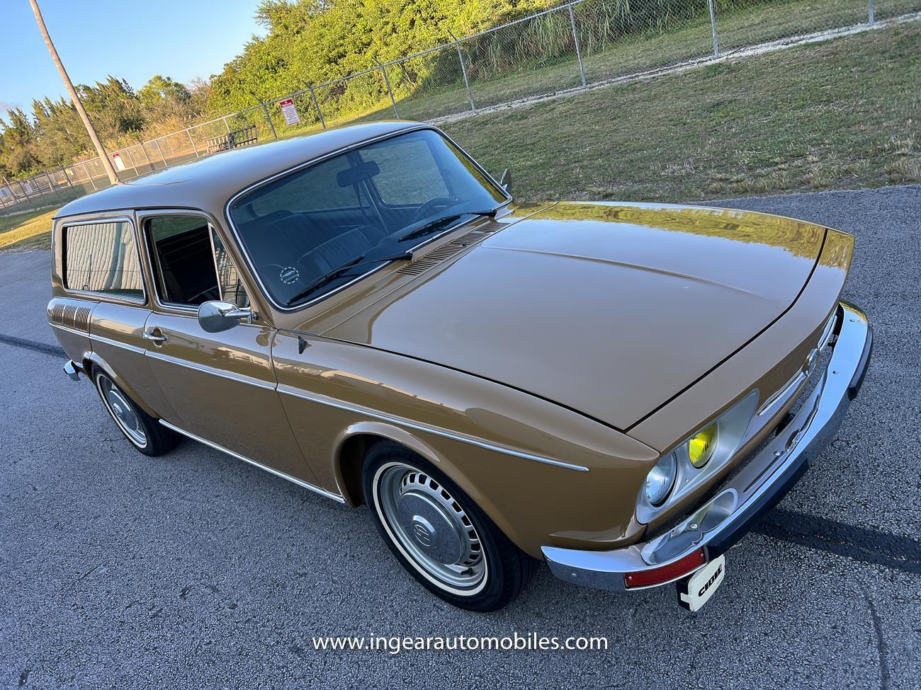 Volkswagen-VW-Variant-squareback-1976-coupe-20