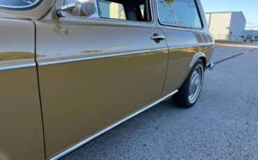 Volkswagen-VW-Variant-squareback-1976-coupe-26