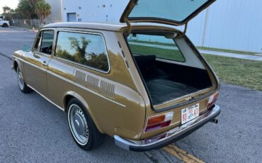 Volkswagen-VW-Variant-squareback-1976-coupe-3