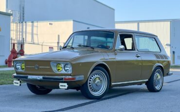 Volkswagen-VW-Variant-squareback-1976-coupe